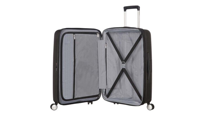 Interior organisation with extra zipped apron pocket 