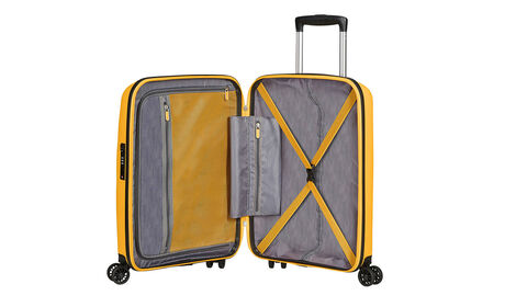 Indvendig organisering med en ekstra forlomme med lynlås