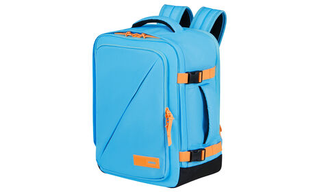 Opfylder Ryanairs og Wizz Airs størrelseskrav for gratis håndbagage om bord.