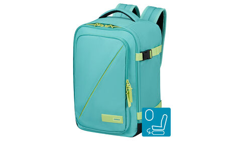 Opfylder Ryanairs størrelseskrav for gratis håndbagage om bord.