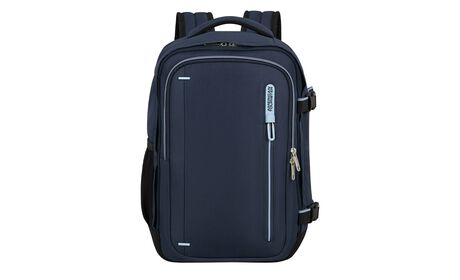 Opfylder Ryanairs størrelseskrav for gratis håndbagage om bord.