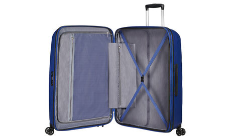 Indvendig organisering med en ekstra forlomme med lynlås