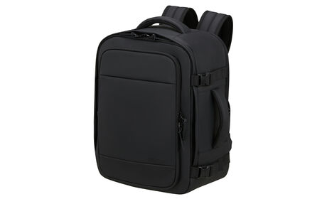 Opfylder Ryanairs og Wizz Airs størrelseskrav for gratis håndbagage om bord.