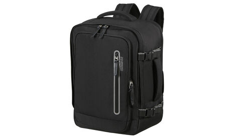 Opfylder Ryanairs og Wizz Airs størrelseskrav for gratis håndbagage om bord.