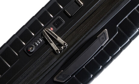 Practical interior with expandability