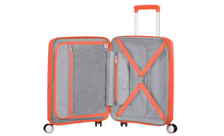 Indvendig organisering med en ekstra forlomme med lynlås