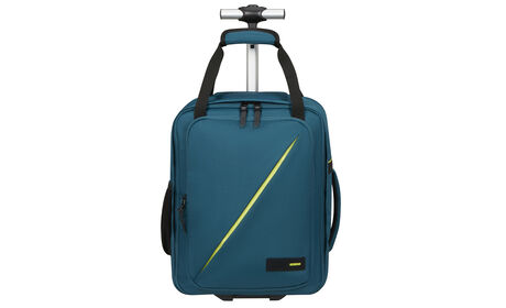 Fitting Ryanair and Easyjet free-on-board cabin bag policy