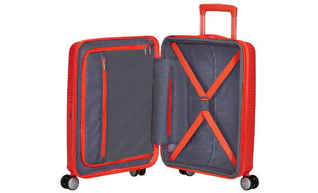 Indvendig organisering med en ekstra forlomme med lynlås