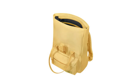 Large main compartment