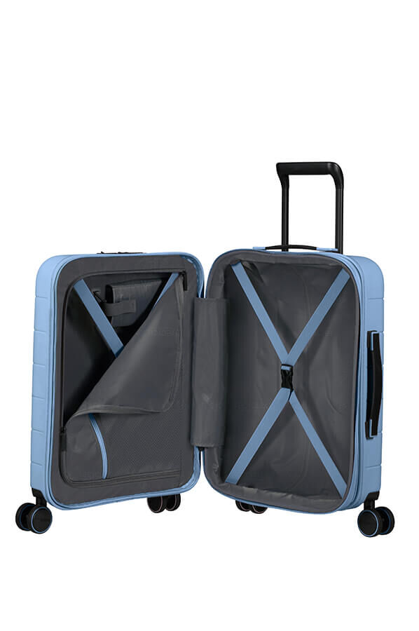American Tourister Novastream Spinner TSA Exp. 55cm  Pastel Blue