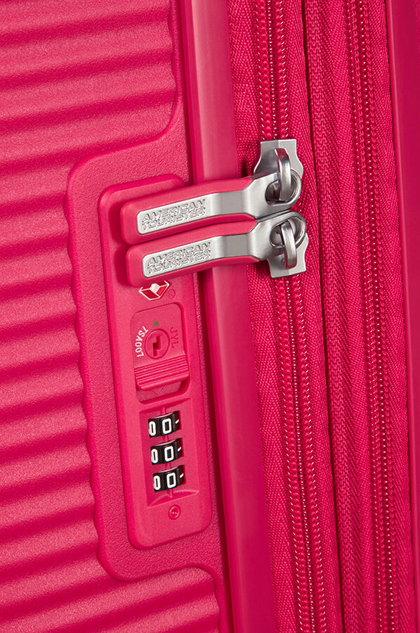 SoundBox Medium Check-in | American Tourister Soundbox Spinner Expandable 67cm Lightning Pink