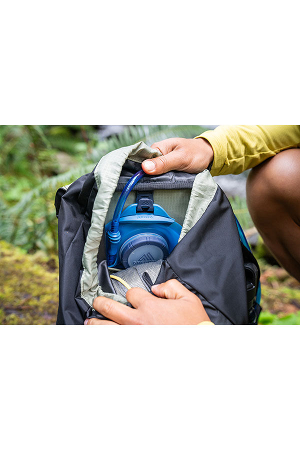 Gregory  Arrio 22 RC  Shadow Pine Black