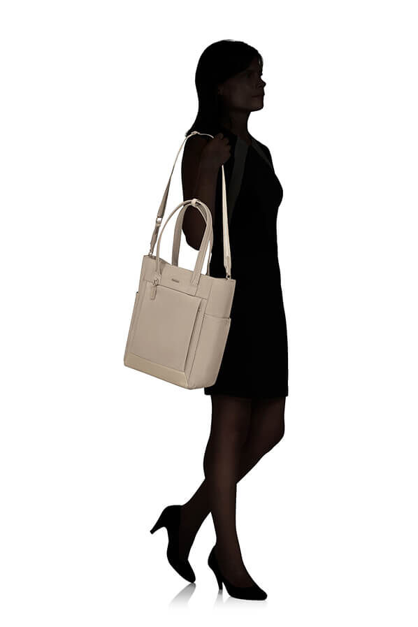 Essentis Tote 14.1"