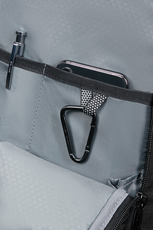 Samsonite Roadseeker Laptop Backpack with wheels 17.3''  Deep Black