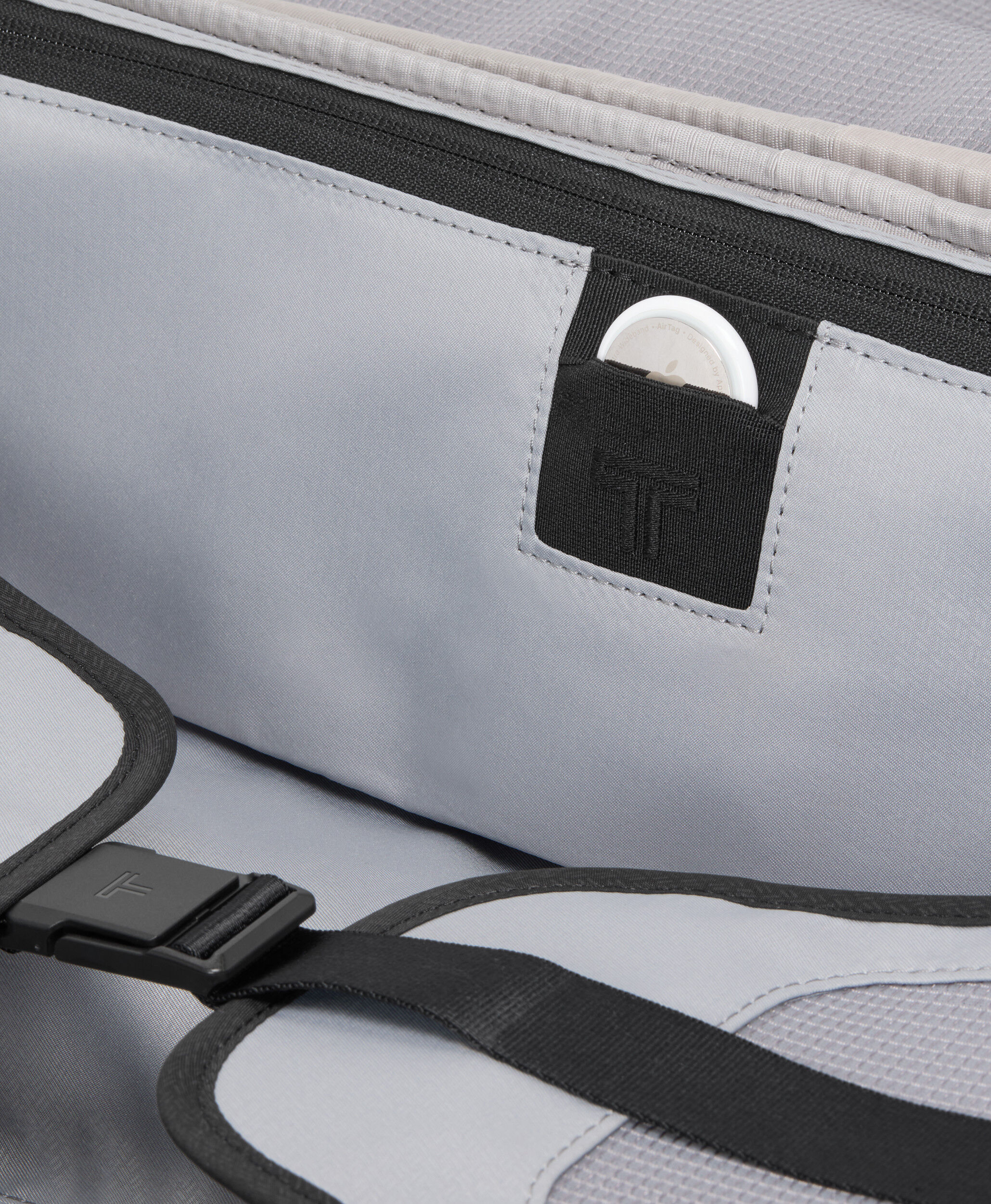 Alpha Indchecket bagage