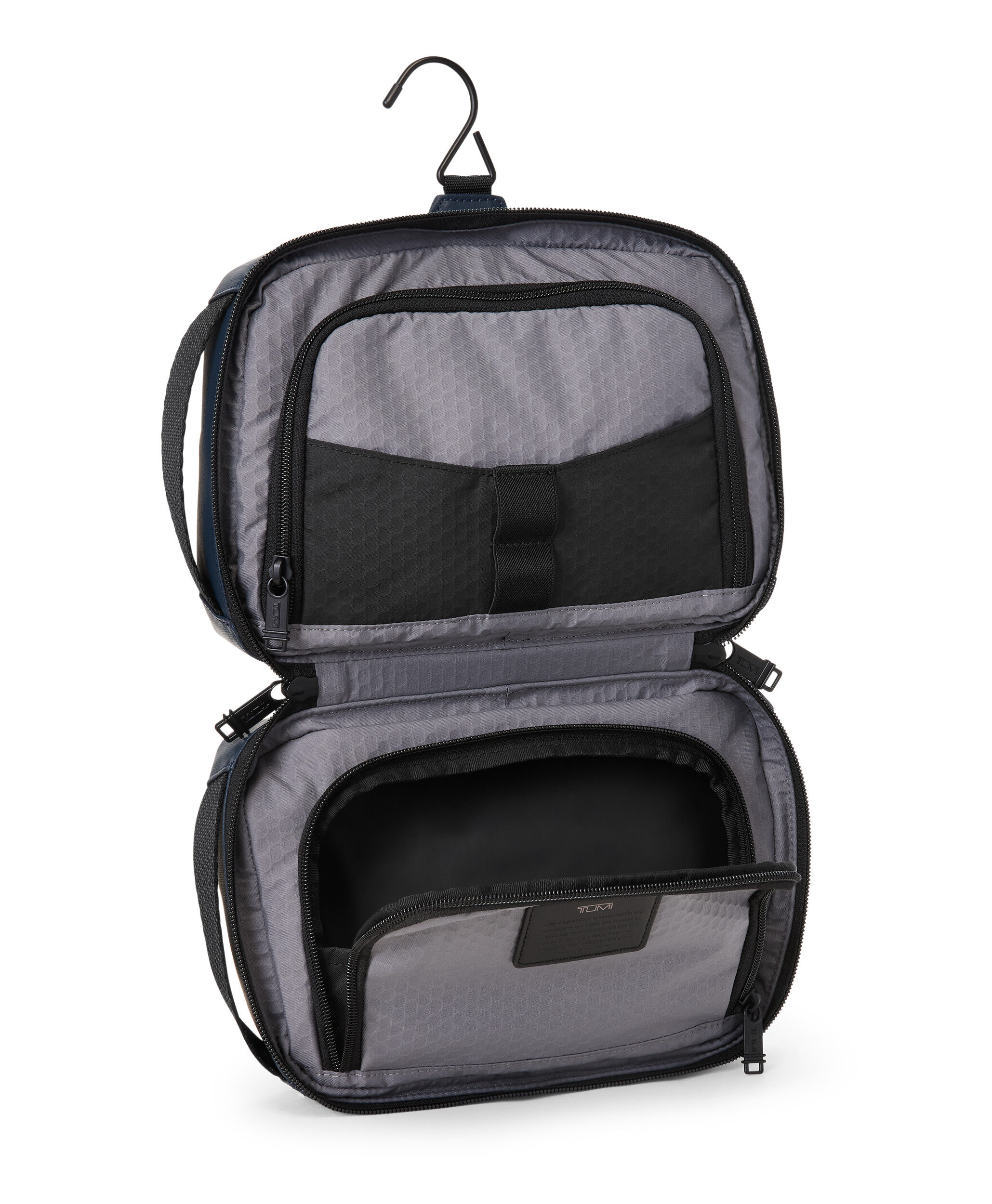 TUMI Response Travel Kit