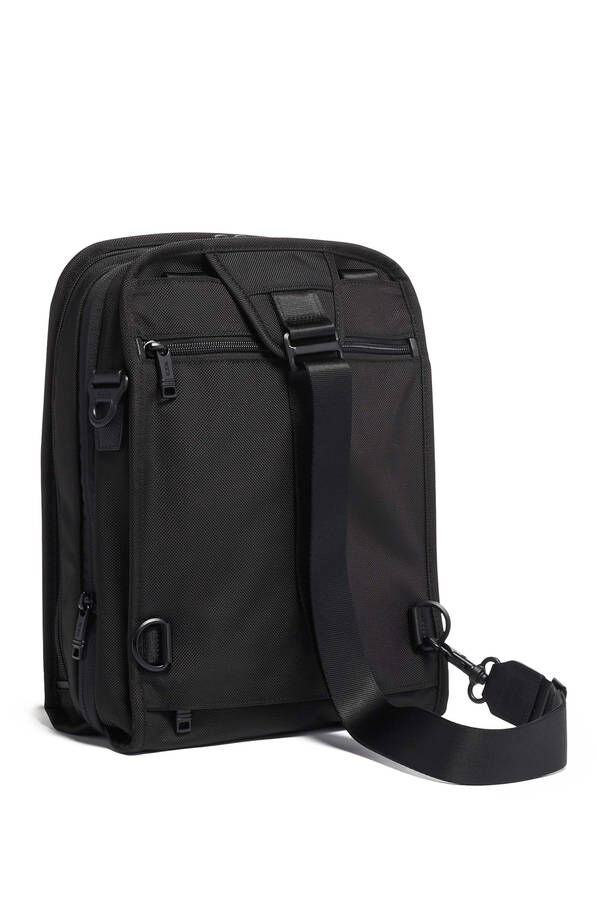 TUMI Alpha 2 MEDIUM TRAVEL TOTE  Black