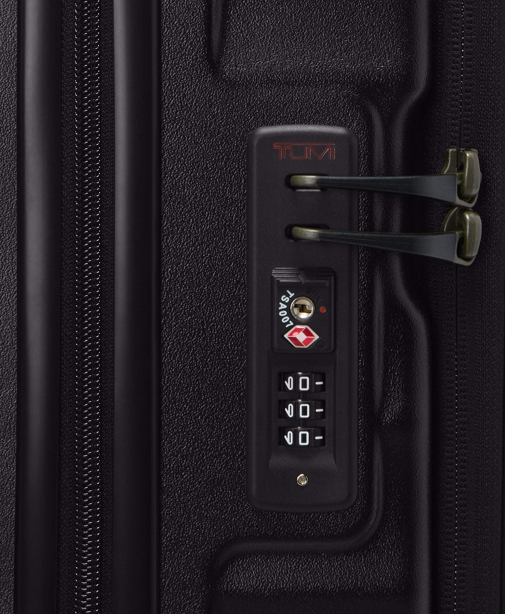 19 Degree Front Access Ekspanderbar kuffert med 4 hjul 55cm