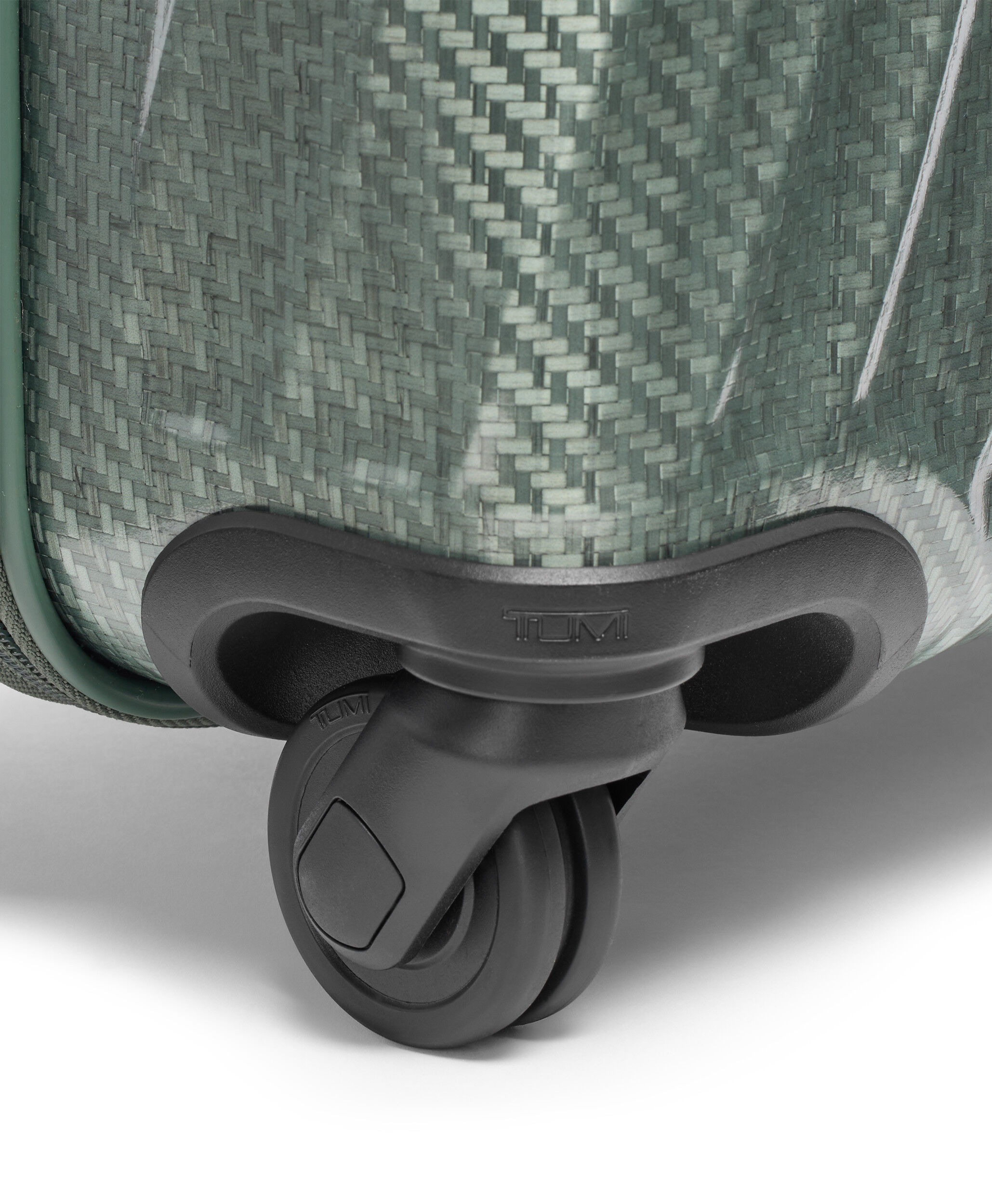 19 Degree Lite Kuffert med 4 hjul 55 cm - Cont.