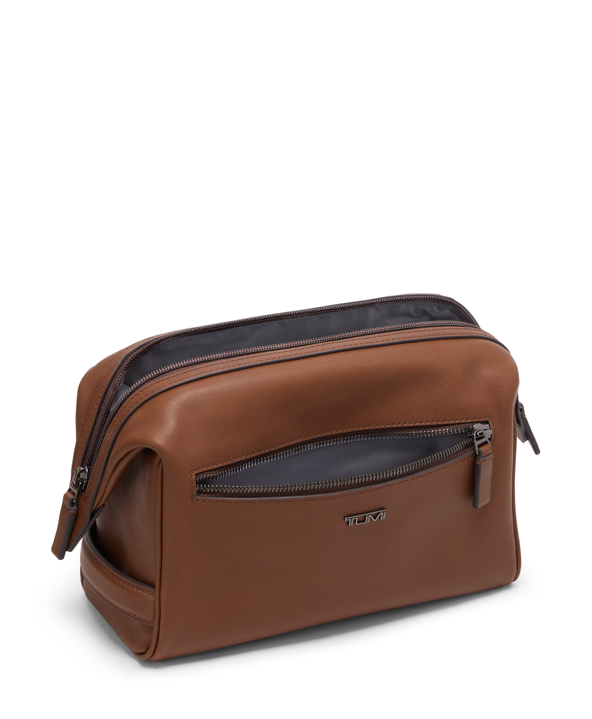 TRAVEL ACCESSORY Travel kit