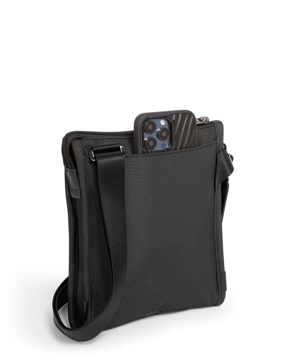 Alpha 3 pocket bag small 2025