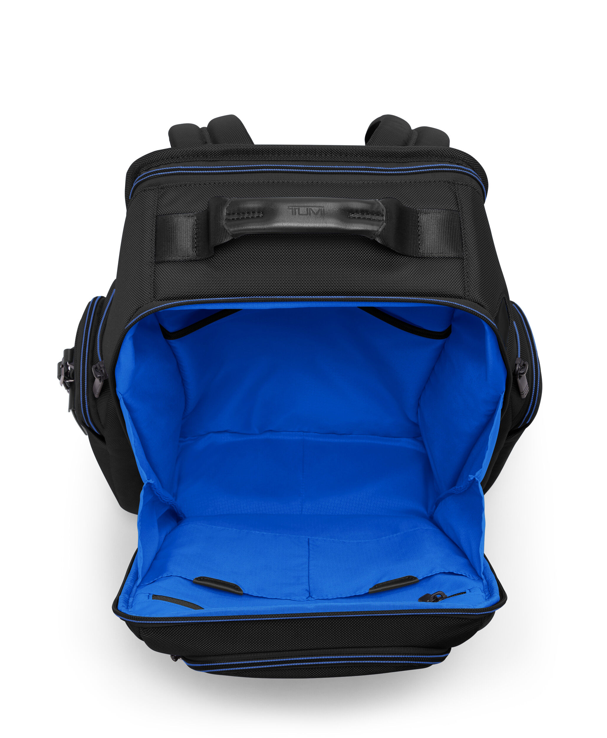 Alpha Tumi brief pack