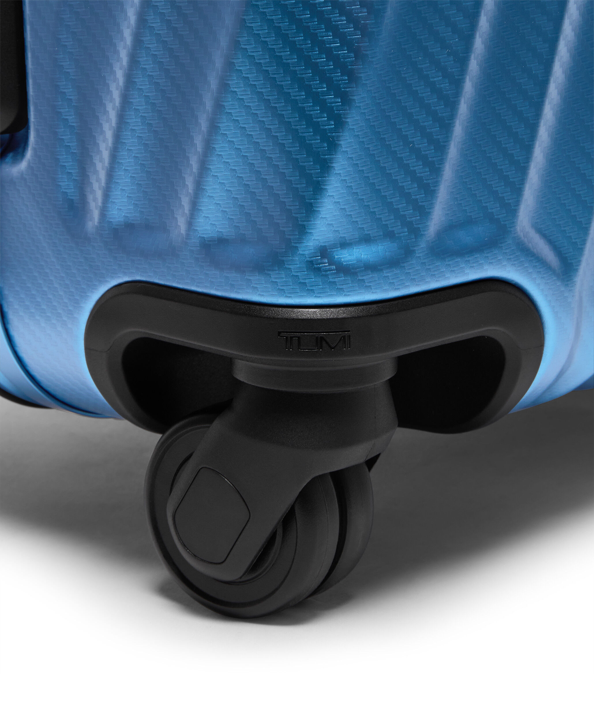 19 Degree Aluminium Indchecket bagage 77.5 cm
